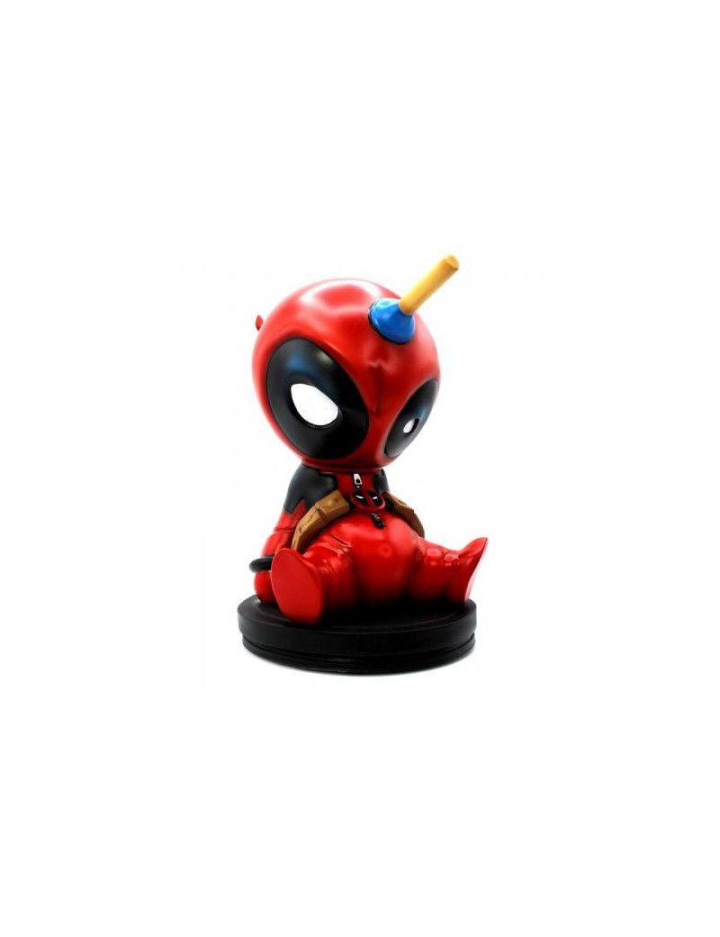 MARVEL - Tirelire Boite Blister - Baby Deadpool - 19.5 cm Semic 1 - Culture-Pop-France MARVEL - Tirelire Boite Blister - Baby Deadpool - 19.5 cm Semic 1 - Culture-Pop-France