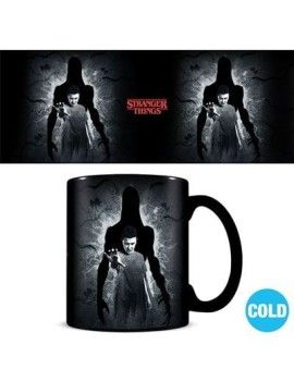 STRANGER THINGS - Vecna - Mug thermoréactif 315ml Pyramid 1 - Culture-Pop-France