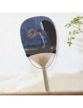 LE VOYAGE DE CHIHIRO - Chihiro & No Face - Eventail 375x175x5mm Semic 1 - Culture-Pop-France